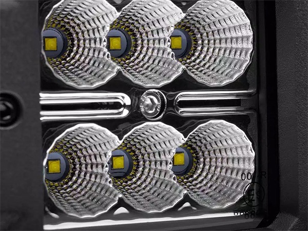 【GO RHINO 正規品】XPLOR BRIGHTシリーズ 3x3インチ LEDキューブライト 2個セット ワイヤーハーネス スイッチ付 OSRAM製 LEDチップ搭載 18W 最大1620ルーメン 防水等級 IP67 ライトマウント ライトブラケット 汎用 751803023FCS