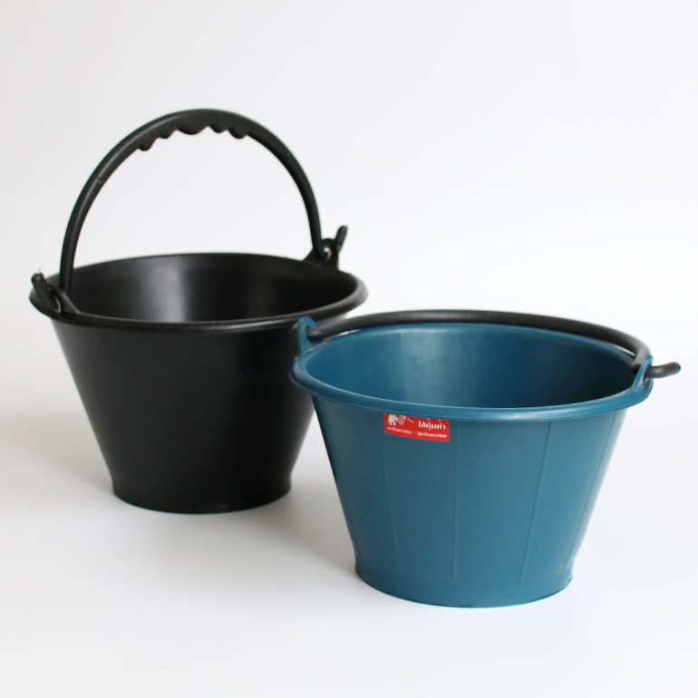 Bristol ブラックプラスチックバケツ Bristol ブラックプラスチックバケツ Bristol ブラック