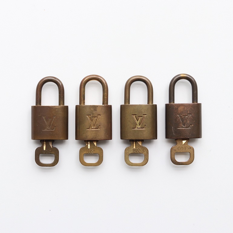 VINTAGE｜LOUIS VUITTON PADLOCK