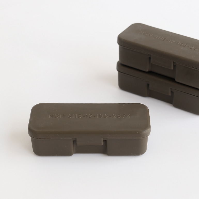 オランダ軍 プラスチックボックス スモール デッドストック