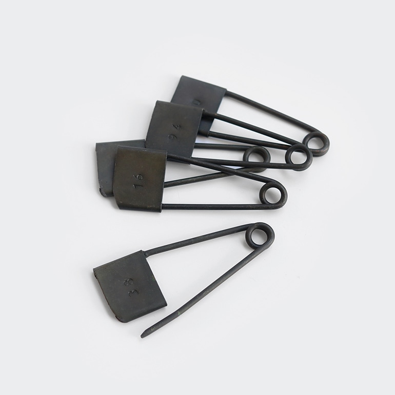 アンティーク ランドリーピン (1点販売)