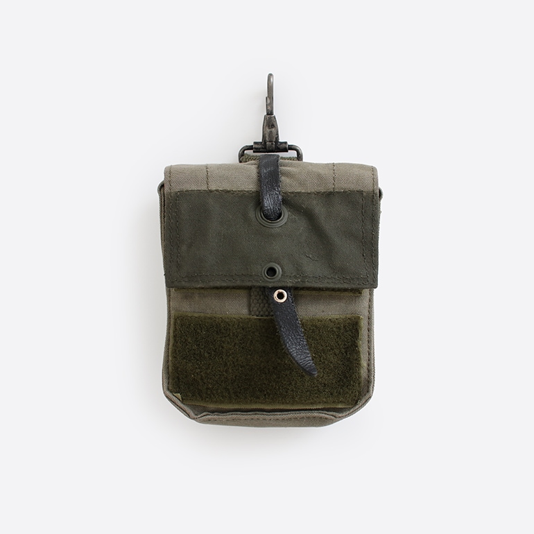 USED フランス軍 F1ポーチ