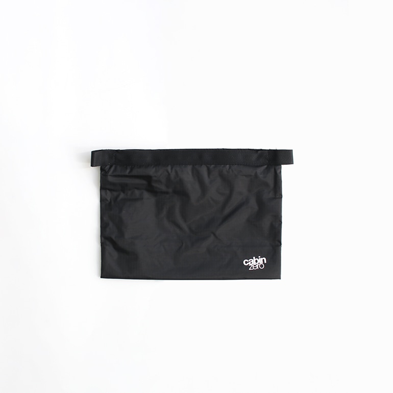 cabin zero キャビンゼロ｜ULTRALIGHT WASH POUCH 3.5L　ABSOLUTE BLACK