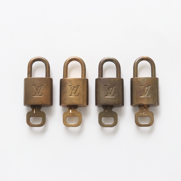 VINTAGE｜LOUIS VUITTON PADLOCK(スペアキー付)