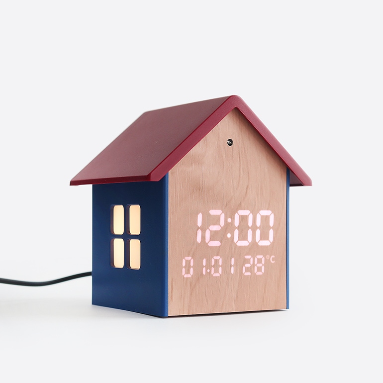 TFA｜Digital alarm clock in the shape of a little house 60.2046 デジタルアラームクロック