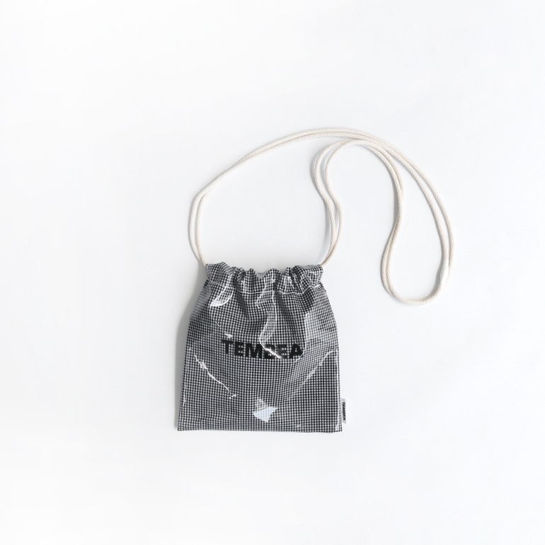 TEMBEA テンベア｜巾着 POCHETTE (PVC) GINGHAM SMALL BLACK 通販｜DUPON35