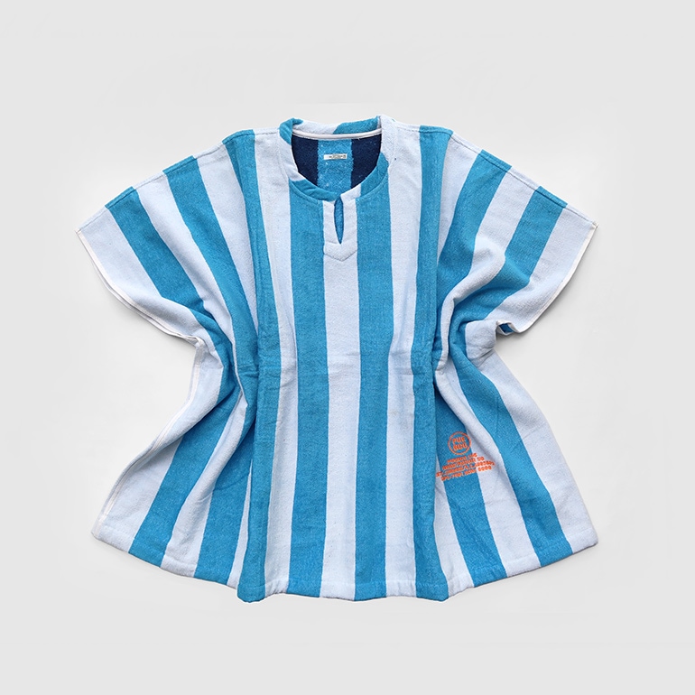 PUEBCO プエブコ｜POOL OVER TEE【Blue×White】