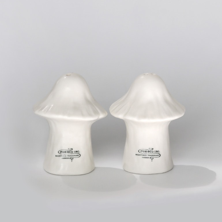 PUEBCO プエブコ｜CERAMIC SALT & PEPPER SHAKER SET / Mushroom