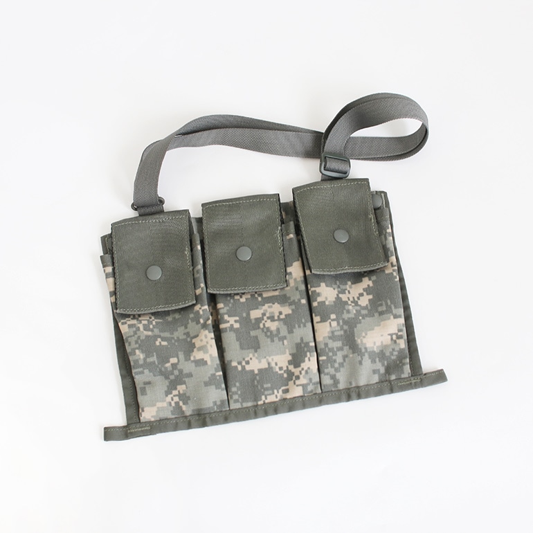デッドストック 米軍 MOLLE II 6 MAGAZINE バンダリアポーチ ACU 通販