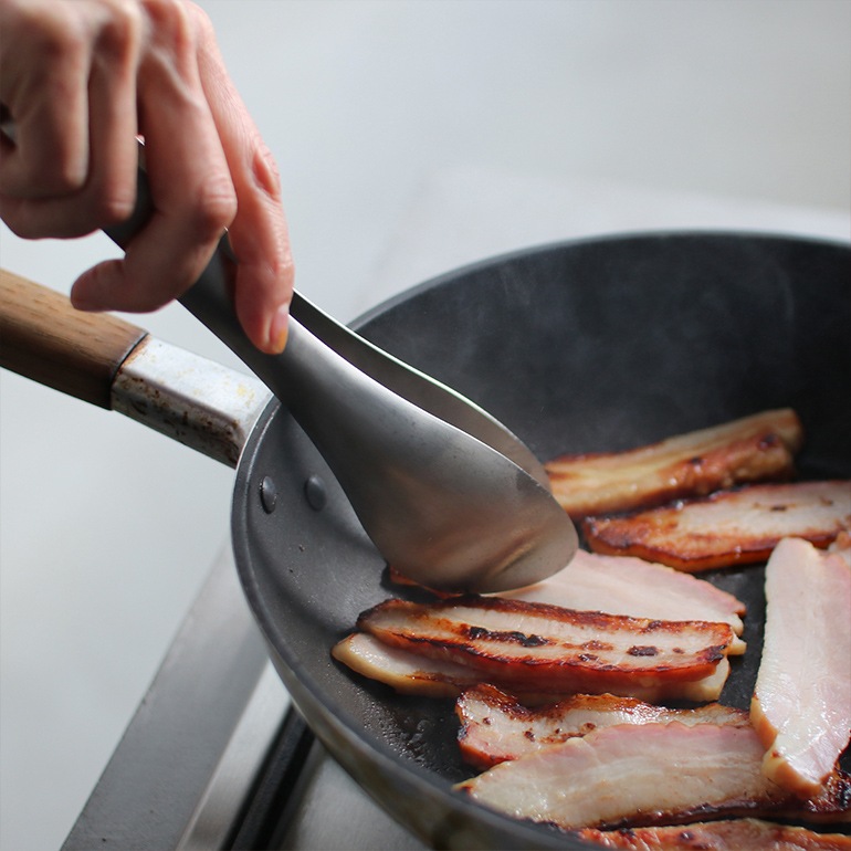 柳宗理 ヤナギ ソウリ｜ステンレストング(穴なし)