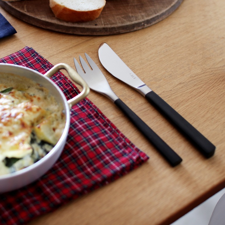 柳宗理 ヤナギ ソウリ｜黒柄カトラリー デザートナイフ