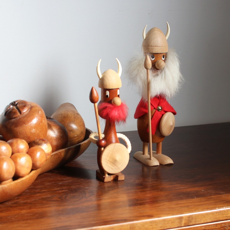 VINTAGE｜DANISH WOODEN VIKING #16