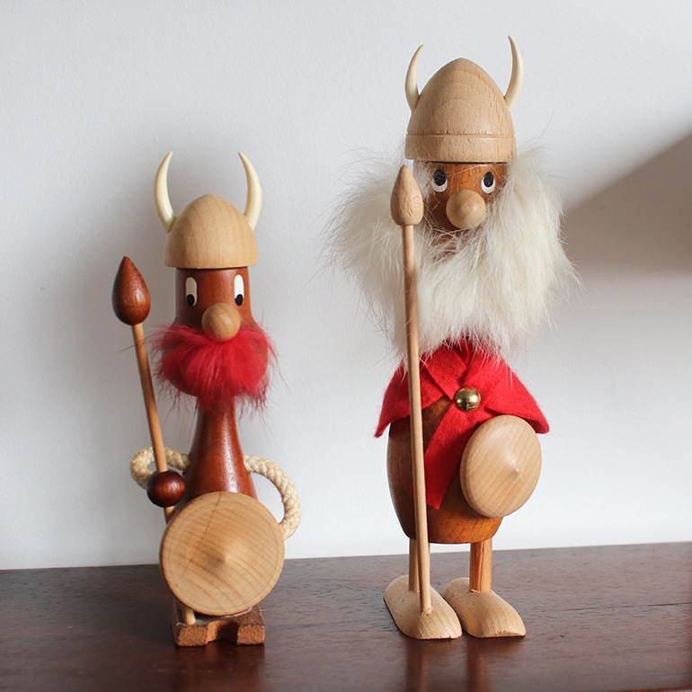 VINTAGE｜DANISH WOODEN VIKING #16