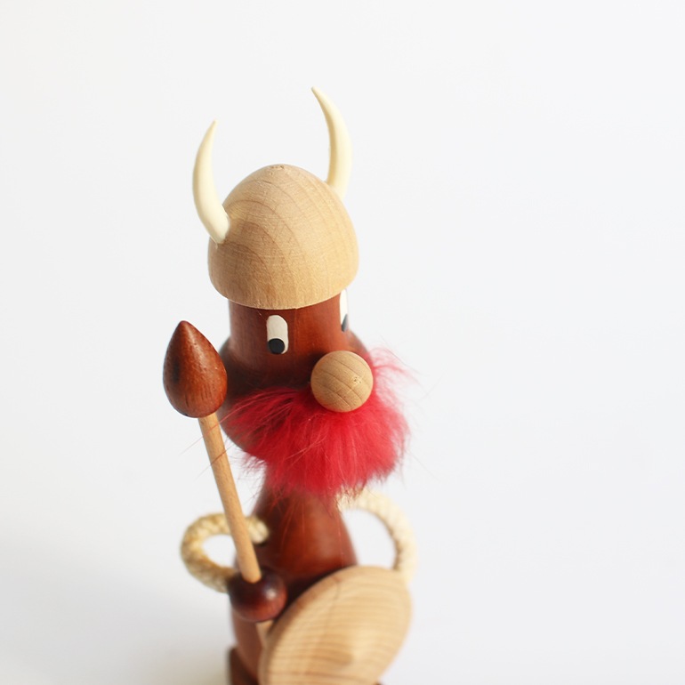 VINTAGE｜DANISH WOODEN VIKING #16