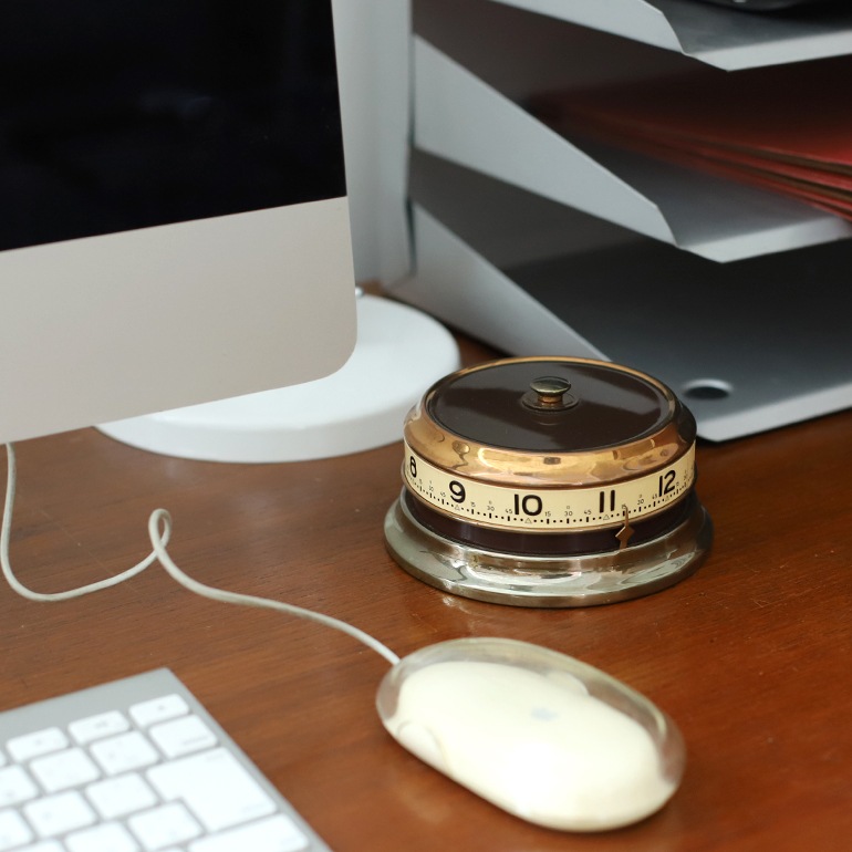 VINTAGE｜60s Florn Co. Desk Clock