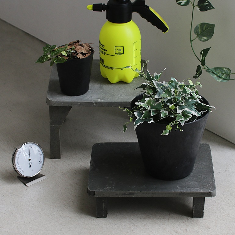 PUEBCO プエブコ｜RECYCLED PLASTIC STEP STOOL Low リサイクル プラスチック ステップスツール