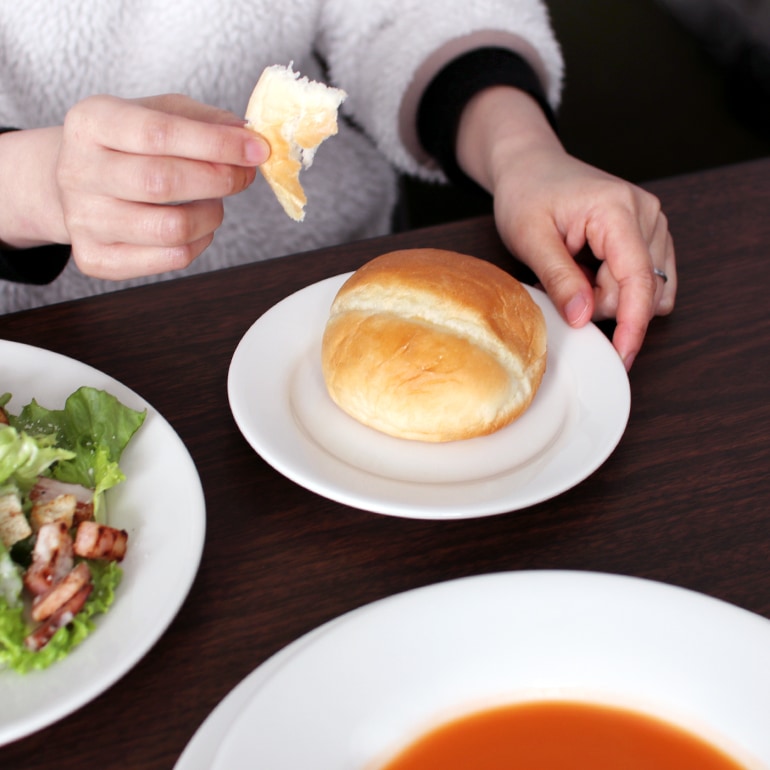 Tuxton タクストン｜Eggshell Bread Plate 16cm