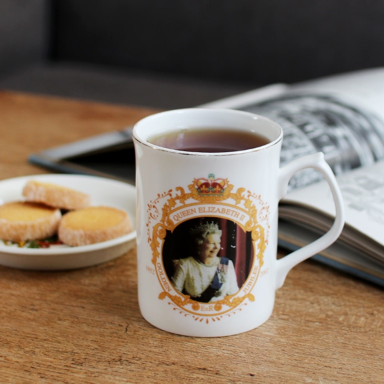 VINTAGE｜Queen Elizabeth Golden Jubilee MUG