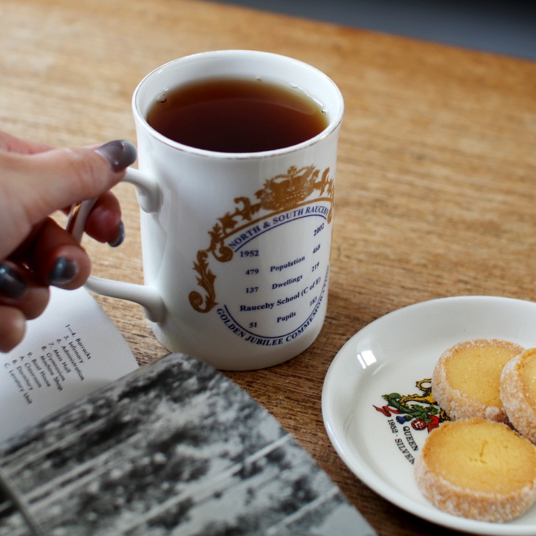 VINTAGE｜Queen Elizabeth Golden Jubilee MUG