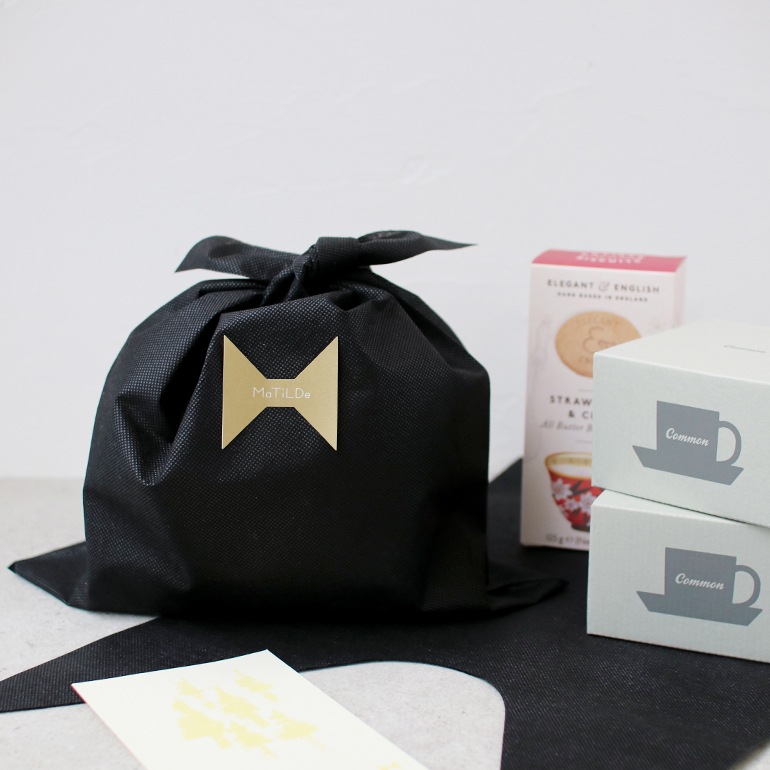 セルフギフトラッピングセット【L】(バッグ、ポストカード、シール入)