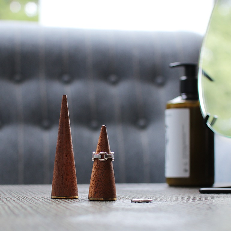 飾りながら収納できる リングコーン L