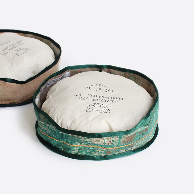 PUEBCO プエブコ｜VINTAGE KANTHA QUILT PET BED W/CUSHION ペットベッド
