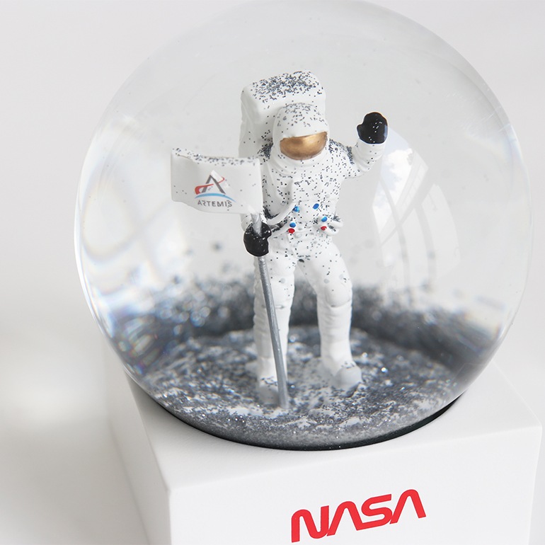 DETAIL ディテール｜NASA Snow Globe
