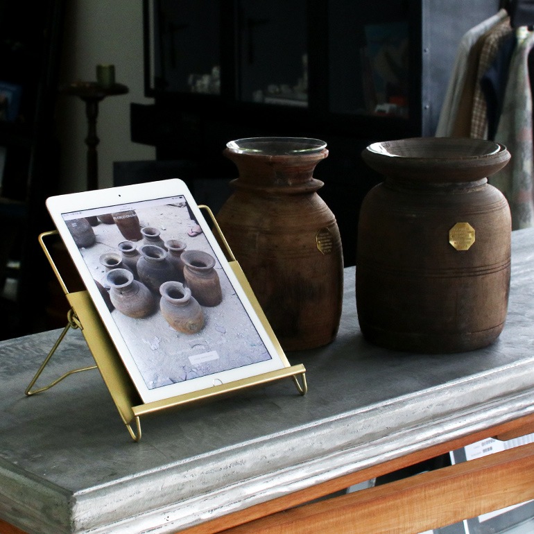 PUEBCO プエブコ｜TABLET STAND