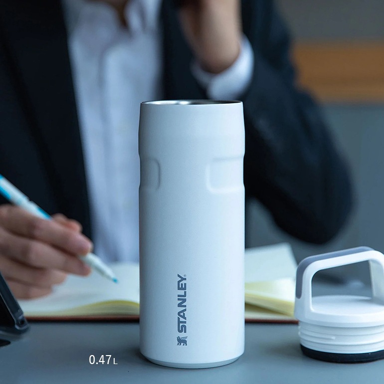 STANLEY スタンレー｜エアロライト真空ボトル 0.7L