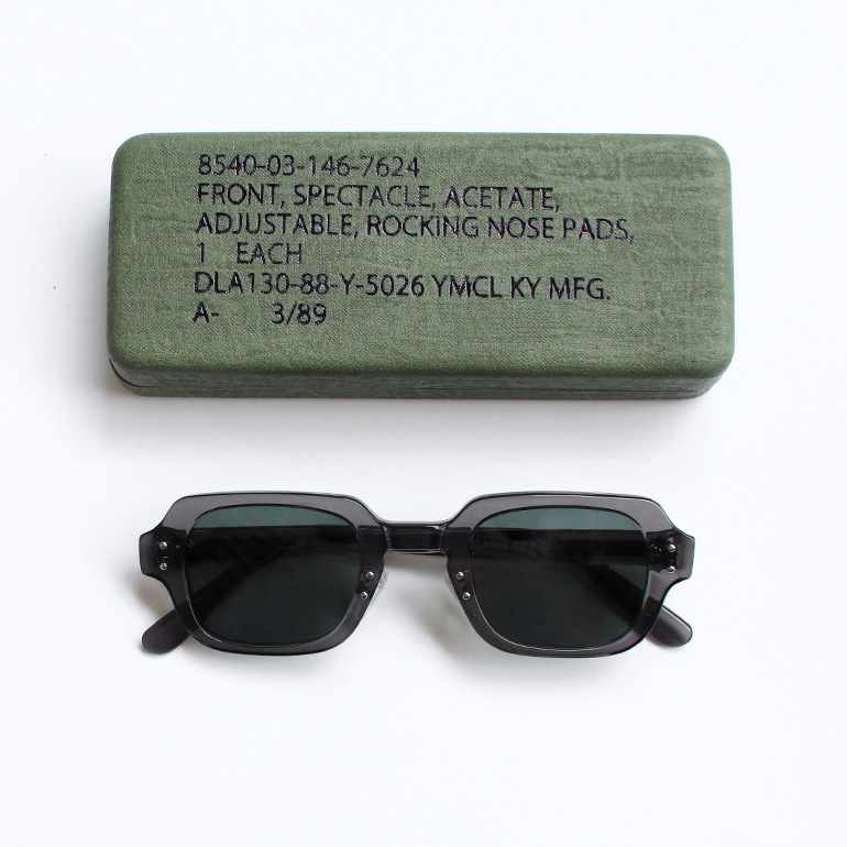 USSタイプ S9 アイウェア フレーム (ブラック×グレー)