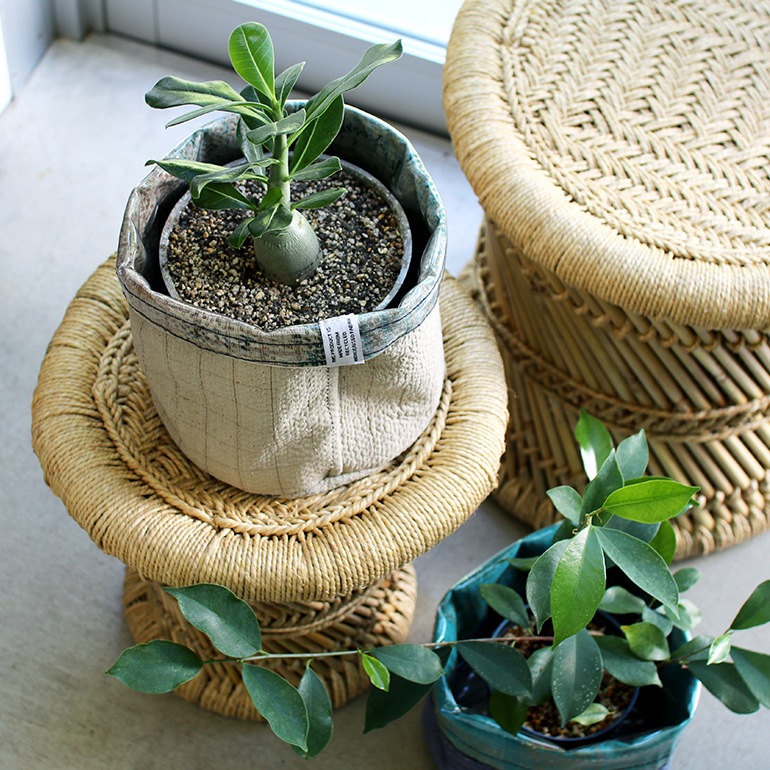 PUEBCO プエブコ｜COVERED VINTAGE KANTHA QUILT ORGANIZER