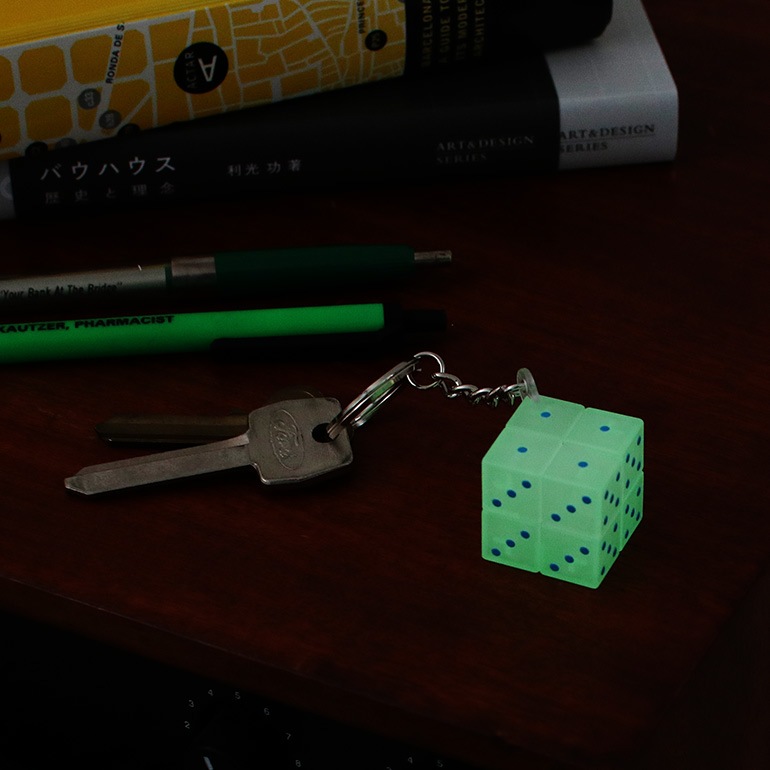 Magic Cube Keychain - Glow マジックキューブ キーホルダー（グロー）