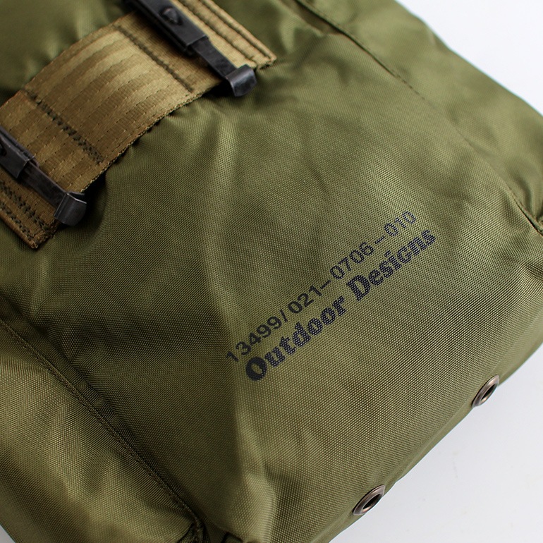 デッドストック 米軍 OUTDOOR DESIGNS社製 ラジオポーチ / ショルダーバッグ