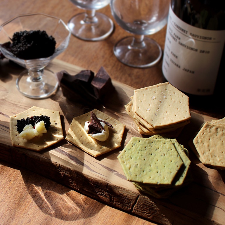 The Fine Cheese Co. ザファインチーズカンパニー｜オリーブオイルクラッカー