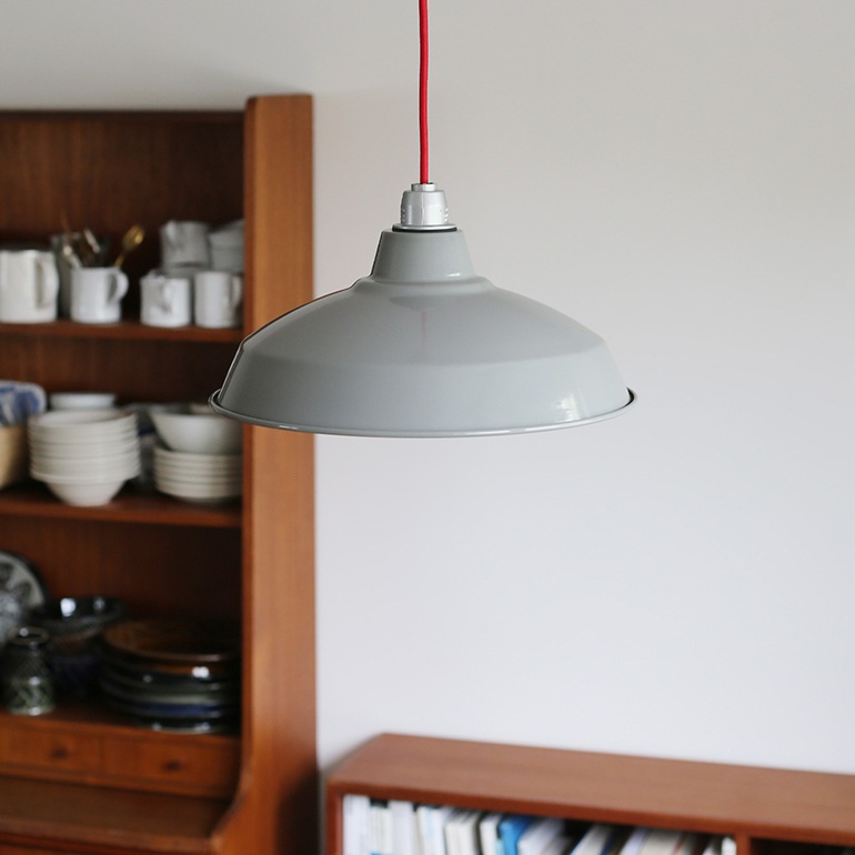 PACIFIC FURNITURE SERVICE パシフィックファニチャーサービス｜SOCKET&CORD レッド(1m) 口金E26