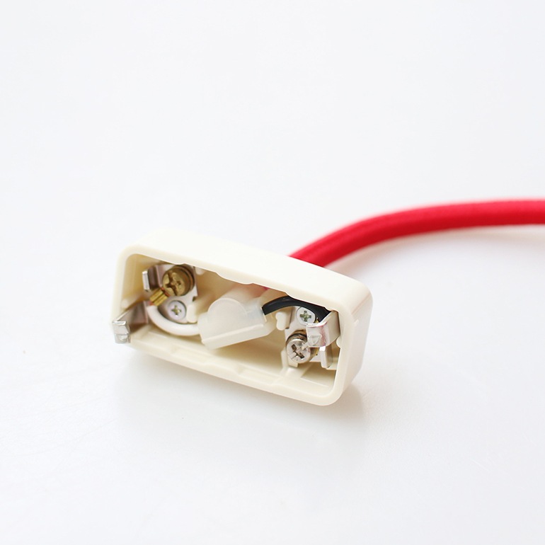 PACIFIC FURNITURE SERVICE パシフィックファニチャーサービス｜SOCKET&CORD レッド(1m) 口金E26