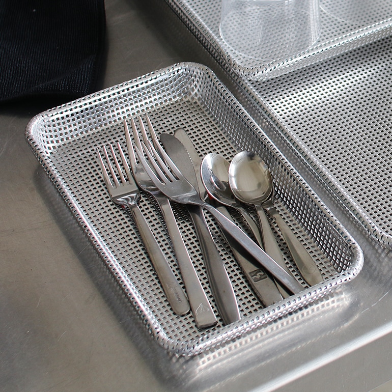 PERFORATED ALUMINUM TRAY 255 パーフォレイテッド アルミニウム トレイ