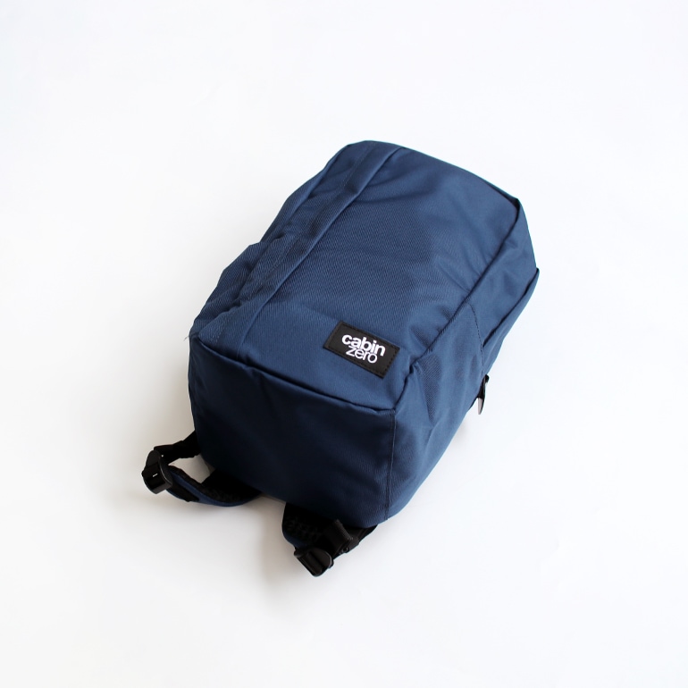cabin zero キャビンゼロ｜CLASSIC Flight Backpack 12L　NAVY