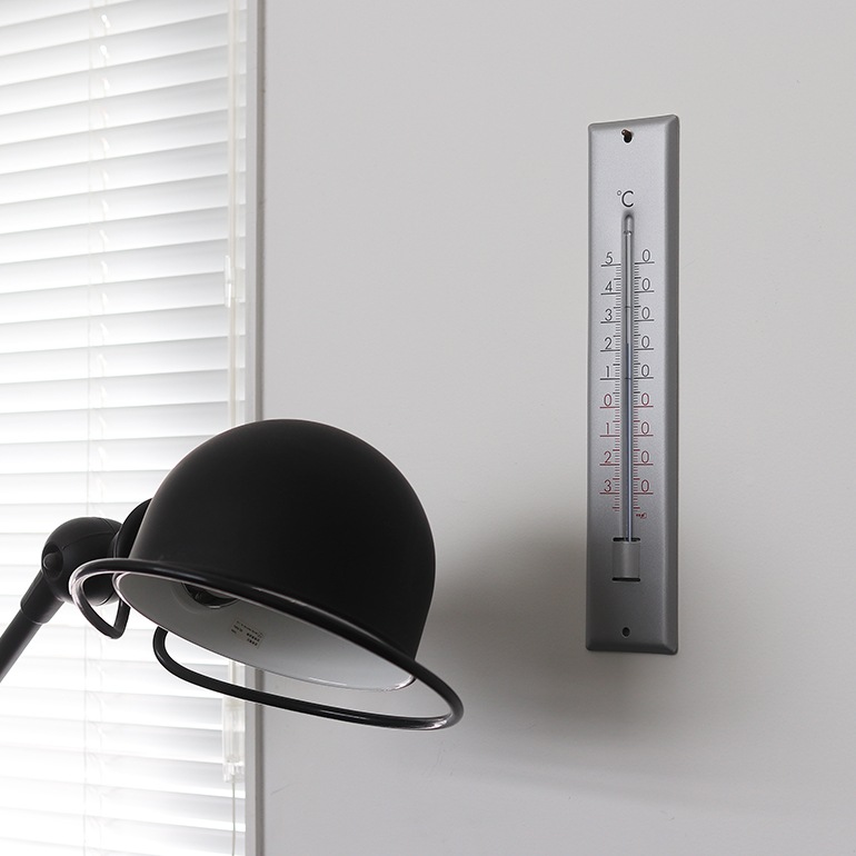 TFA｜Analogue indoor-outdoor thermometer made of aluminium 12.2041 アルミニウム アナログ サーモメーター