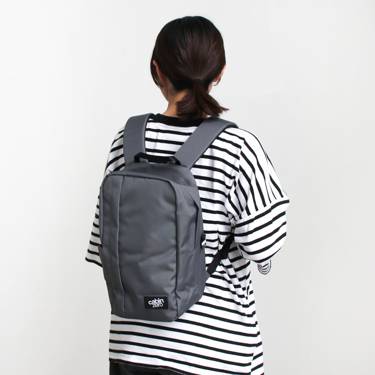 cabin zero キャビンゼロ｜CLASSIC Flight Backpack 12L　ORANGE CHILL
