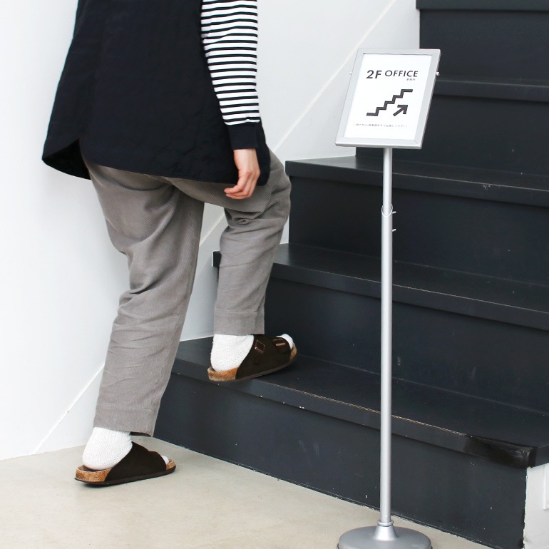 SIGN STAND A5
