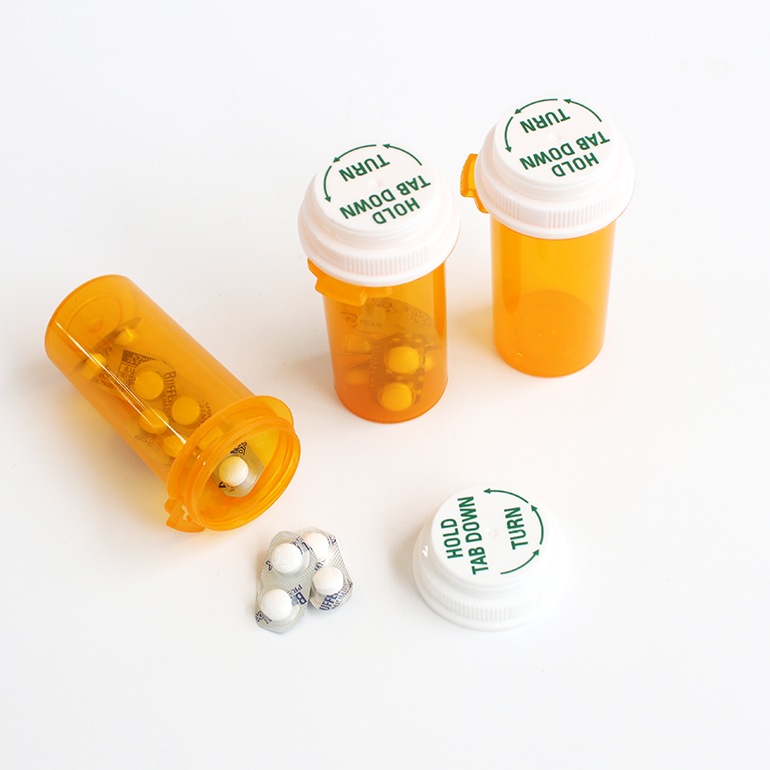 PILLCASE　HOLD TAB DOWN