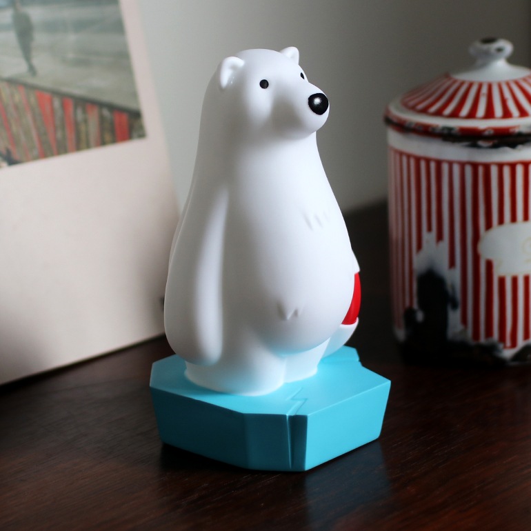 カラーチェンジング LEDナイトランプ POLAR BEAR