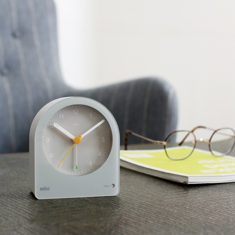 BRAUN ブラウン｜Analog Alarm Clock BC22