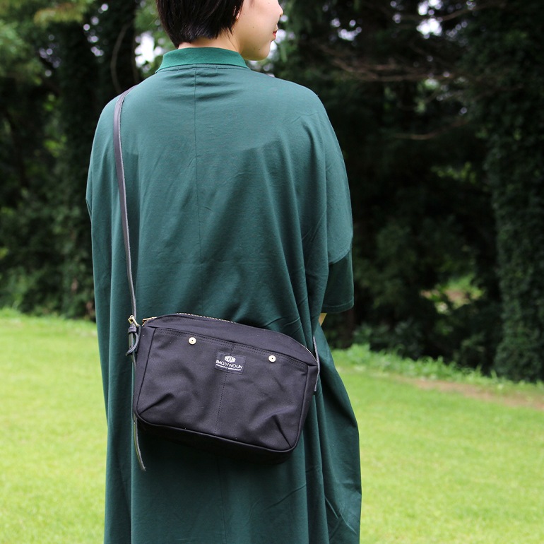 BAGnNOUN バッグンナウン｜POCHETTE Q/C【全4色】