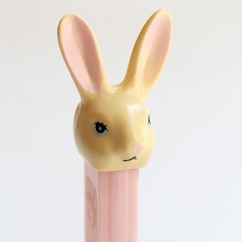 VINTAGE｜PEZ【イースターラビット BEIGE】