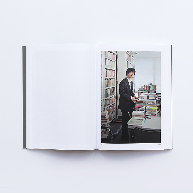再入荷未定】PORTRAIT OF J by Takashi Homma [SIGNED] 通販｜DUPON35