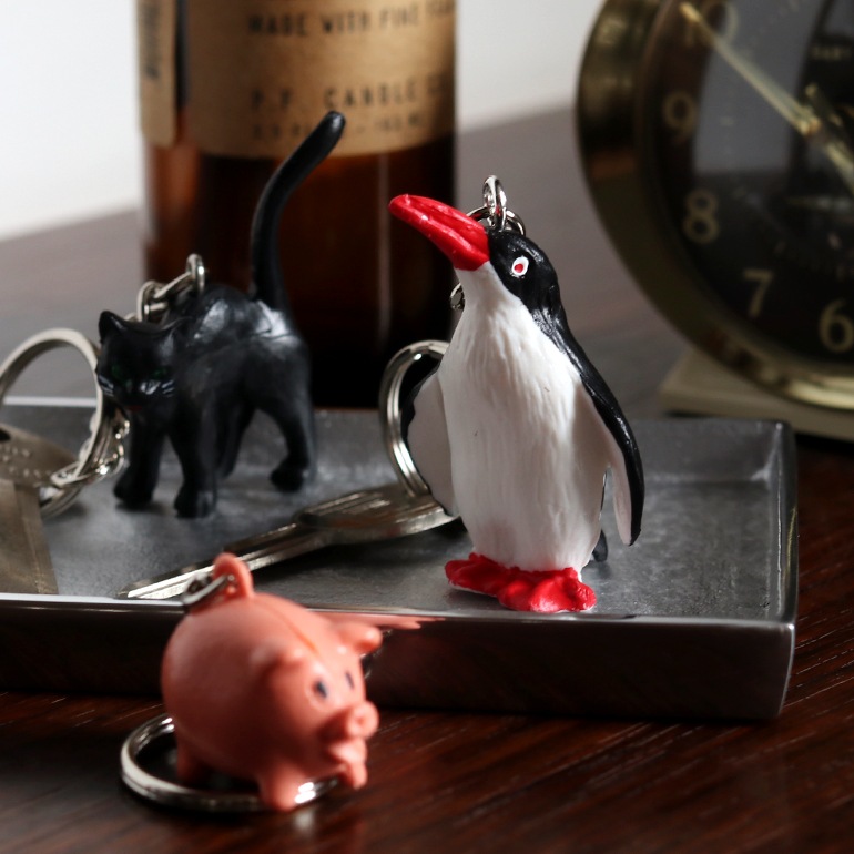 HERE ヒア｜Alfred Fischer Keyring