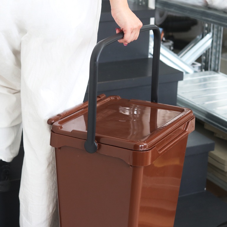 PUEBCO プエブコ｜PLASTIC TRASH CAN 35L