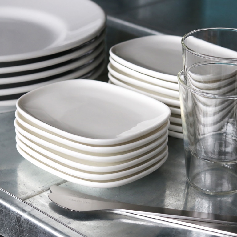 VINTAGE｜デルタ航空 プレート ホワイト (ALESSI社製)